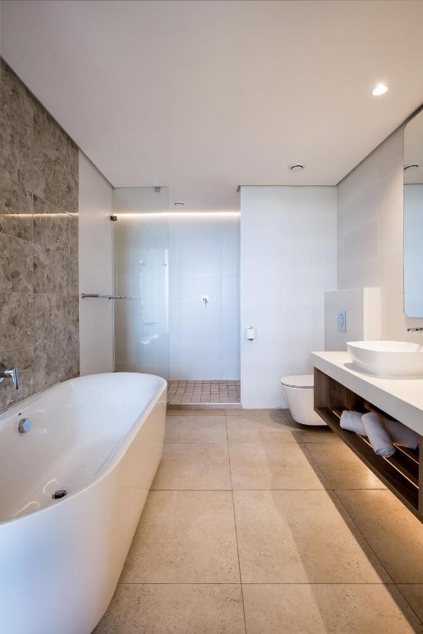 Bluewater Bay Sunrise Hotel Amsterdamhoek Esterno foto